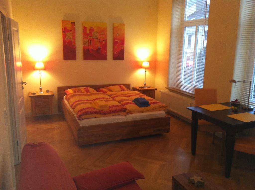 דירות ברמן Business Gaestehaus Sonne, Mond & Sterne מראה חיצוני תמונה